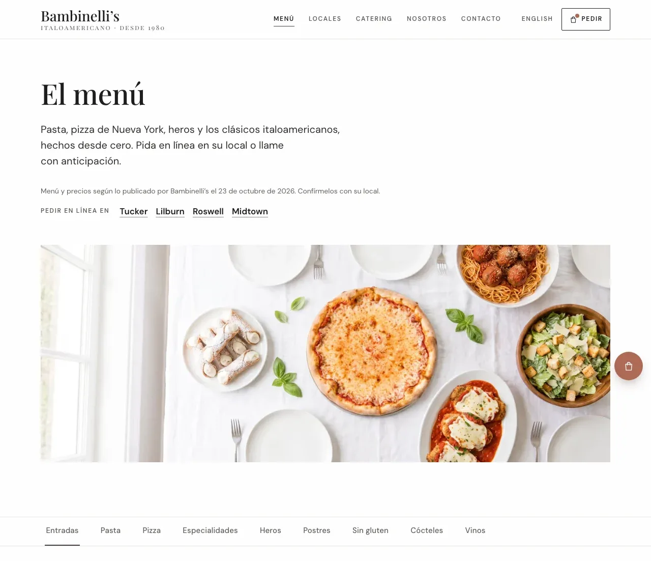 La página del menú de la trattoria: el título en serif, una foto amplia de una mesa servida con pizza, pasta y ensalada, y la barra de categorías del menú